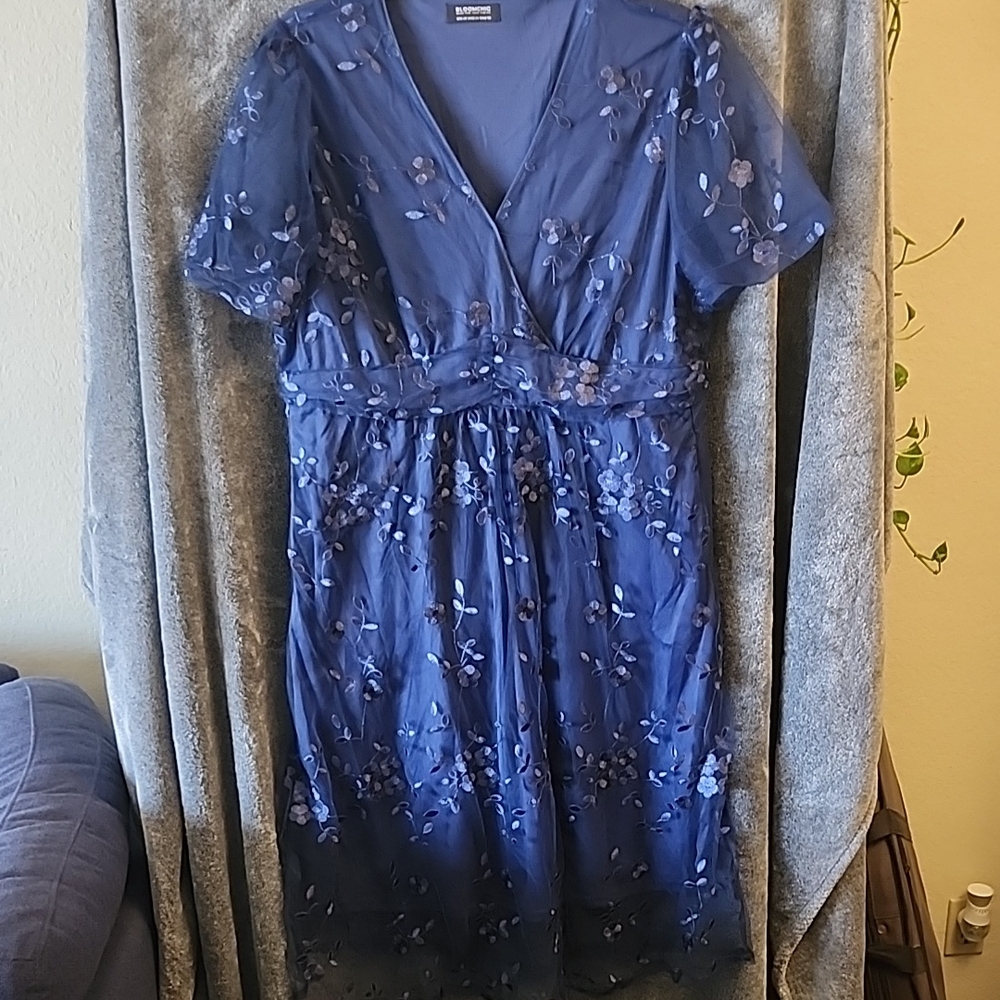 BloomChic Blue Floral Midi Dress